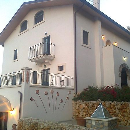 הוילה סולמונה Locanda Dell'Asino D'Oro מראה חיצוני תמונה
